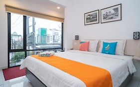 Sans Hotel Fiffa Premiere Malang